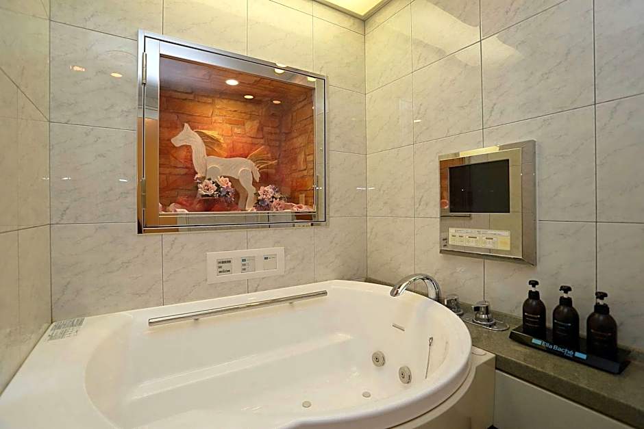 Hotel fine olive Kyoto Yamashina Free Parking - Adult Only