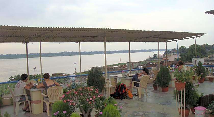 Hotel Temple On Ganges