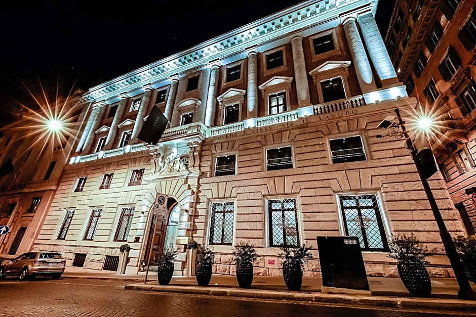 Aleph Rome Hotel, Curio Collection By Hilton