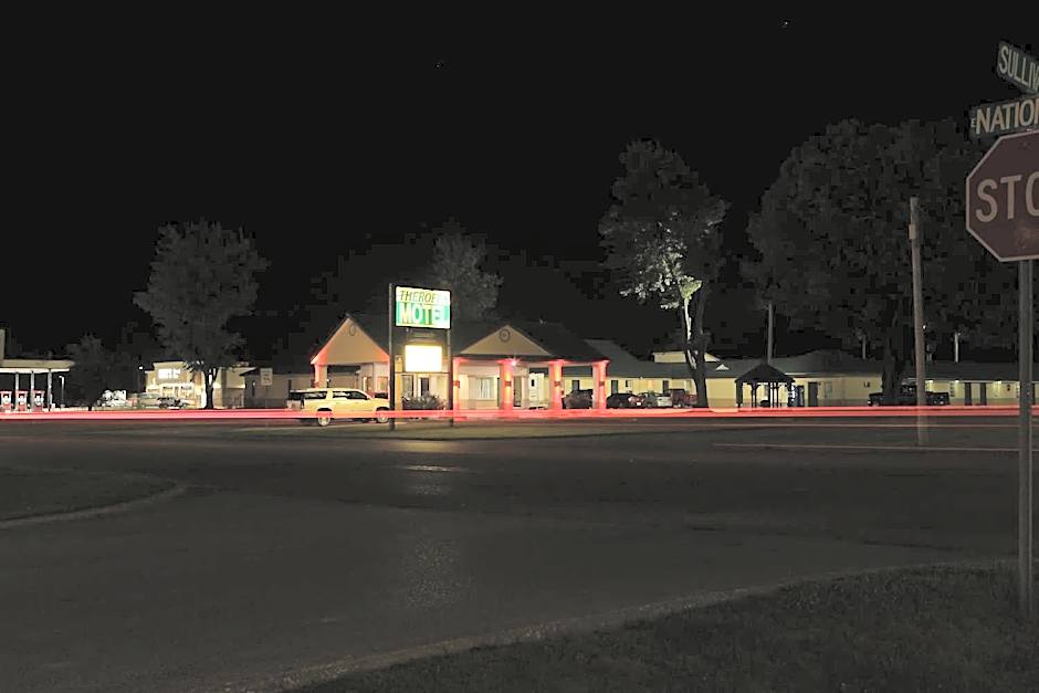 Theroff's Motel