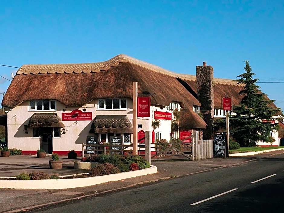 Greyhound Country Inn