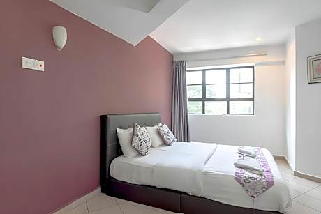 OYO 89874 Gs Golden Star Hotel