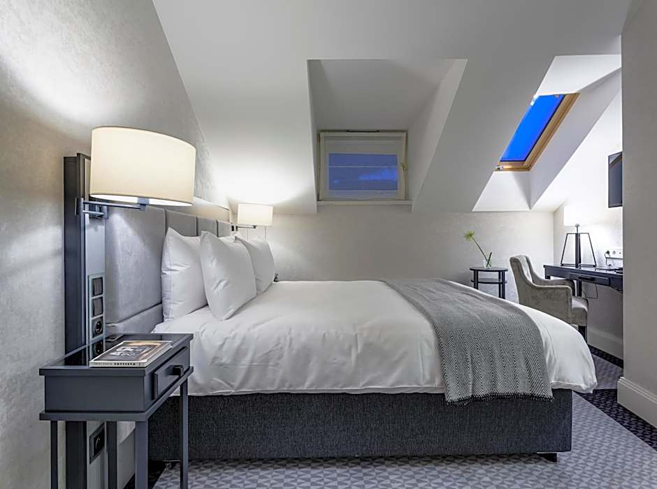 Hotel Teatro Boutique Old Town - Destigo Hotels