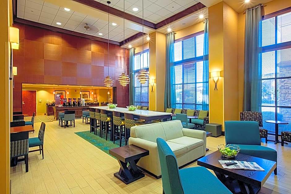 Hampton Inn By Hilton & Suites Sacramento-Elk Grove Laguna I-5