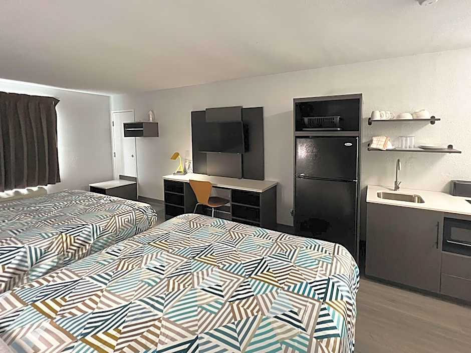 Studio 6 Altoona IA Des Moines East