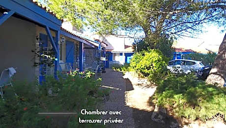 Hotel Des 4 Vents "Esprit Camargue" Parking Privé securisé