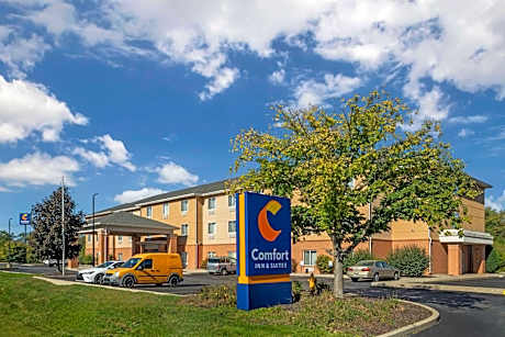 Comfort Inn & Suites Porter Near Indiana Dunes