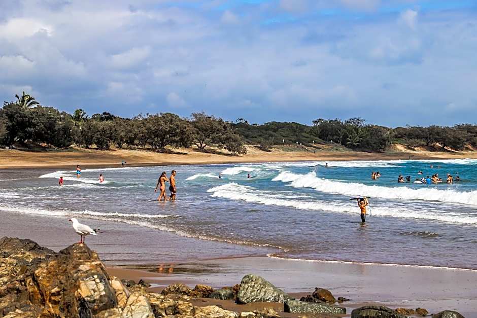 Cool Bananas Backpackers