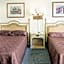 OYO Cameron Historic Hotel Brownsville I-69E