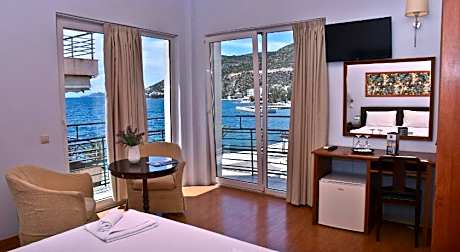 Grand Hotel Loutraki
