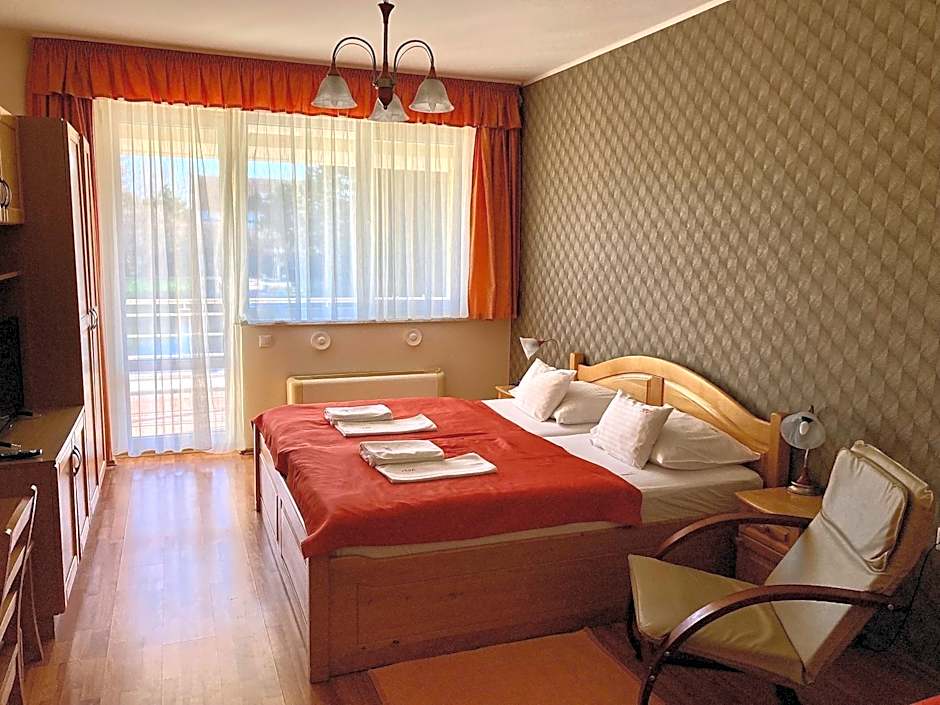 Hét Vezér Apartmanhotel