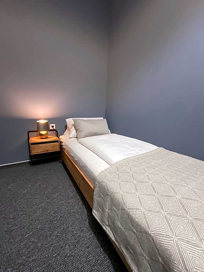 Hotel Residenz Luxury - Outletcity - Parken - Klima - 24h Check-In