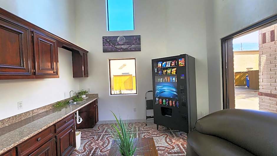 Scottish Inn & Suites Sam Houston Parkway