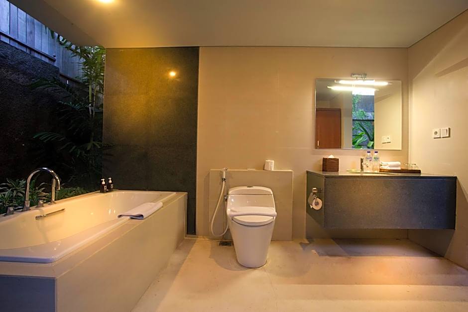 The Astari Villa and Residence