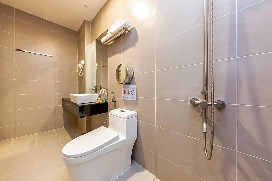 QA Hotel