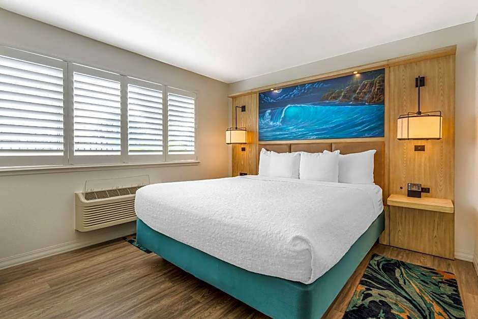 Best Western Plus Capitola By-The-Sea Inn & Suites