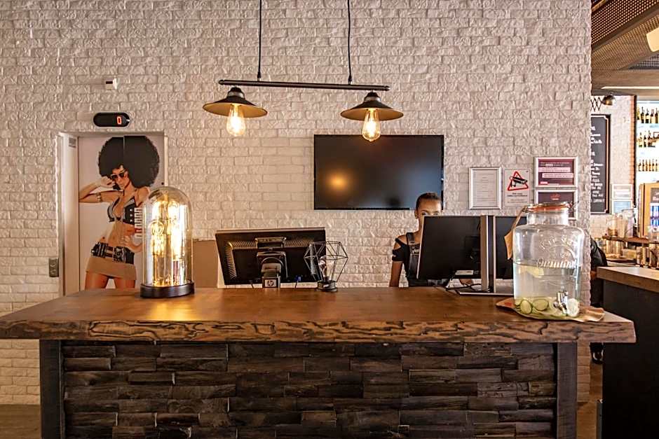 ibis Styles Lausanne Center MadHouse