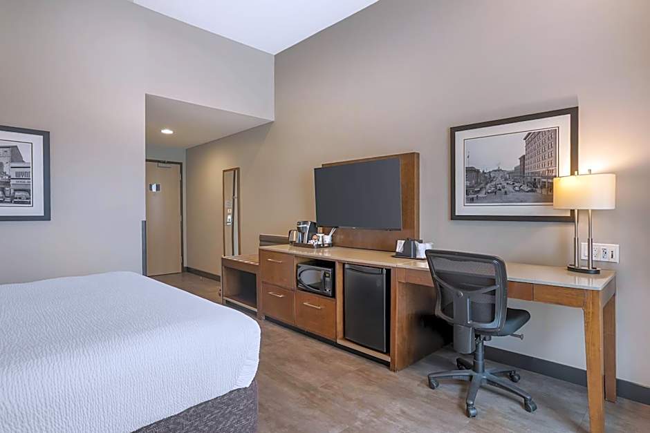 Best Western Plus East Side