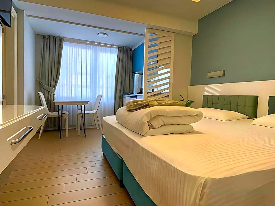 Amsterdam  Otel & Suit