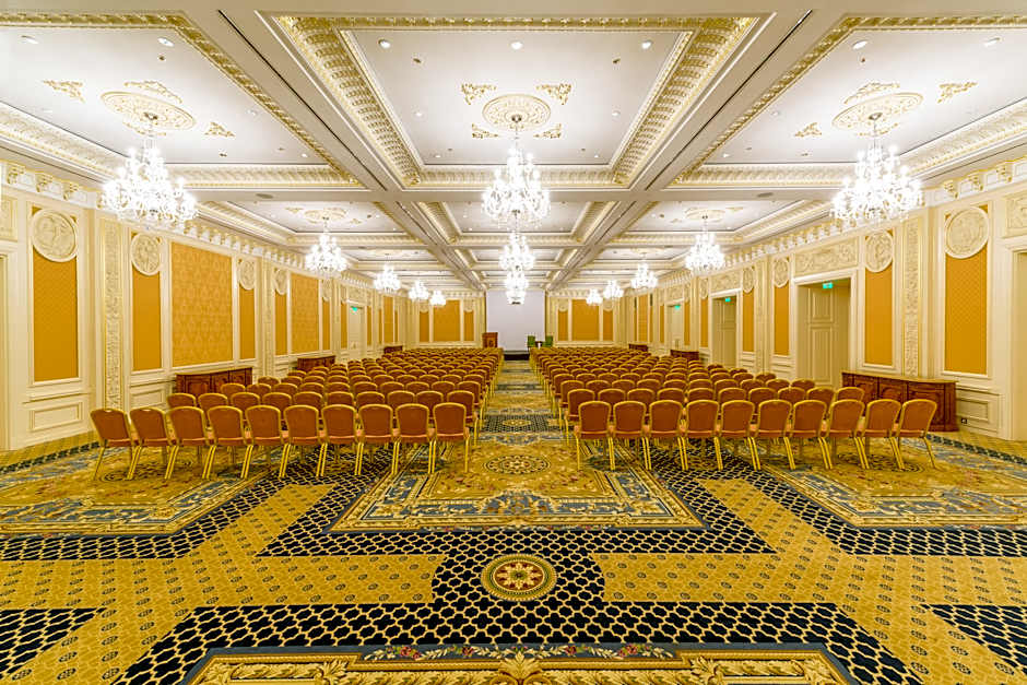 Fairmont Grand Hotel Kyiv