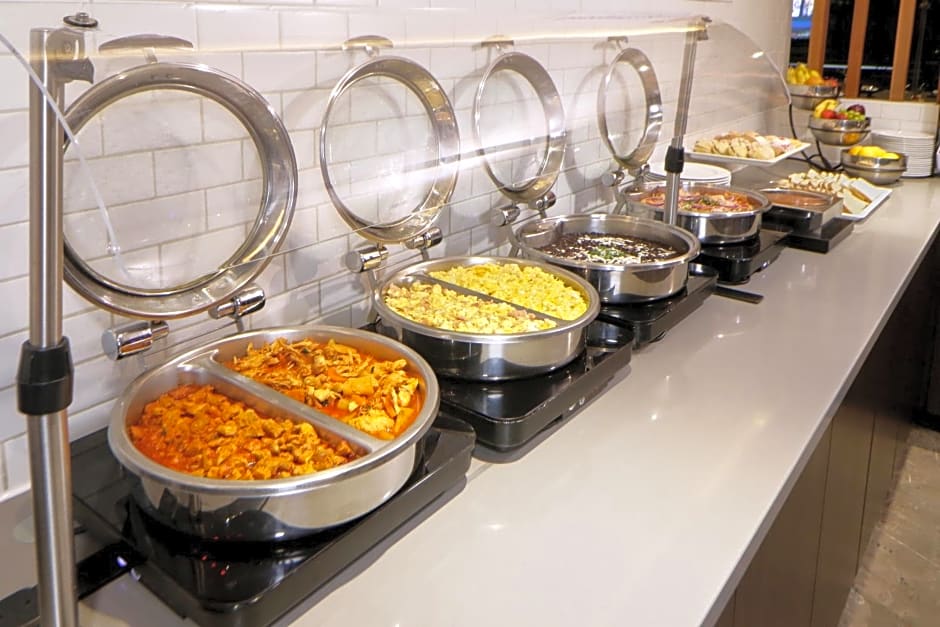 Holiday Inn Express & Suites Monterrey Valle By IHG