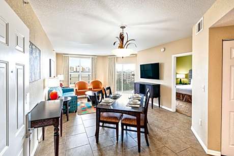 Deluxe King One Bedroom Suite, Kitchenette
