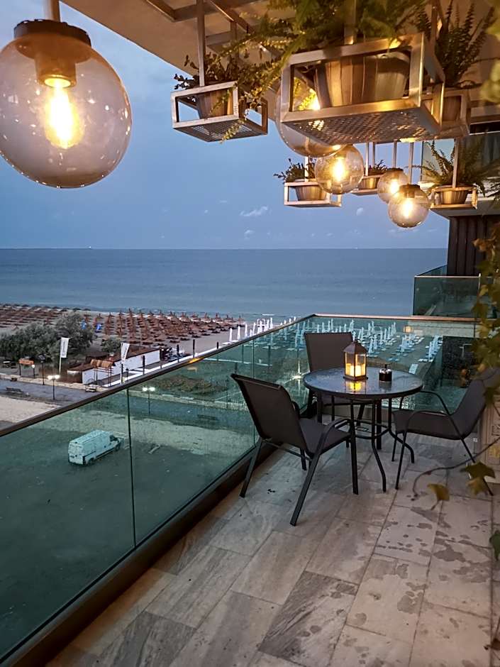 MaraVali Seaview Mamaia
