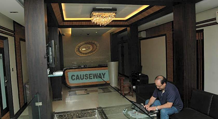 Hotel Causeway
