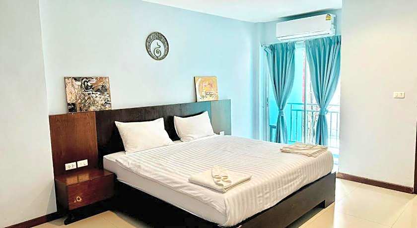 Deva Suites Patong Hotel