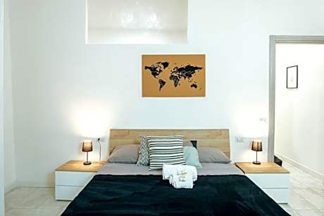 Casa Pico-Central, warm with Netflix 