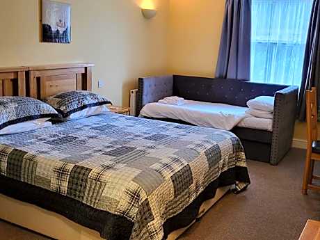 Family Room with Ensuite (Twin/Double)