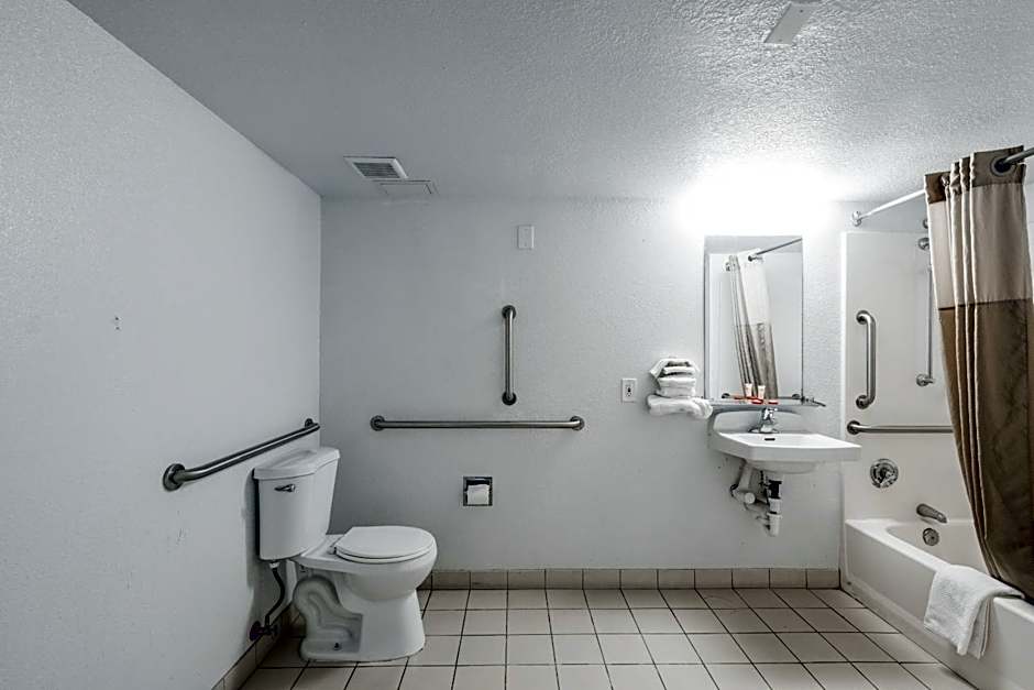 OYO Hotel Houston Katy Freeway