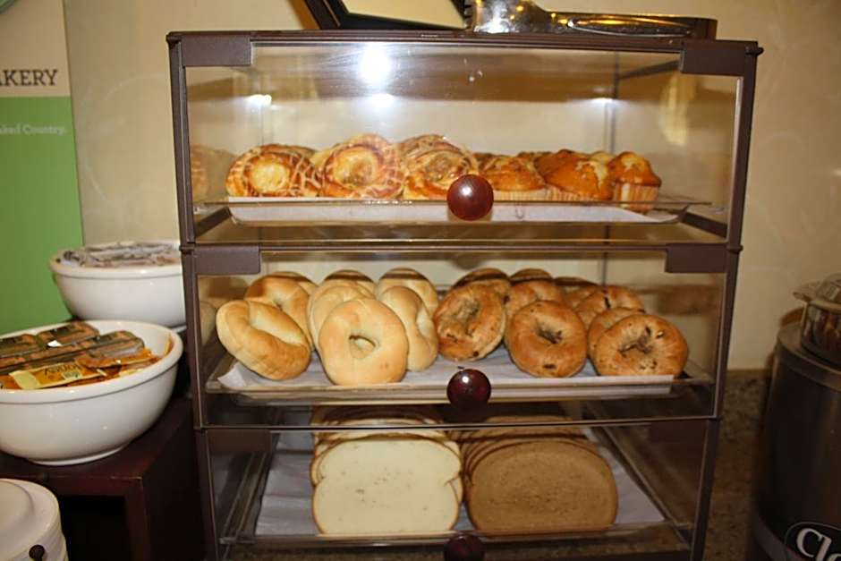 Country Inn & Suites by Radisson, Asheville - Outlet Mall