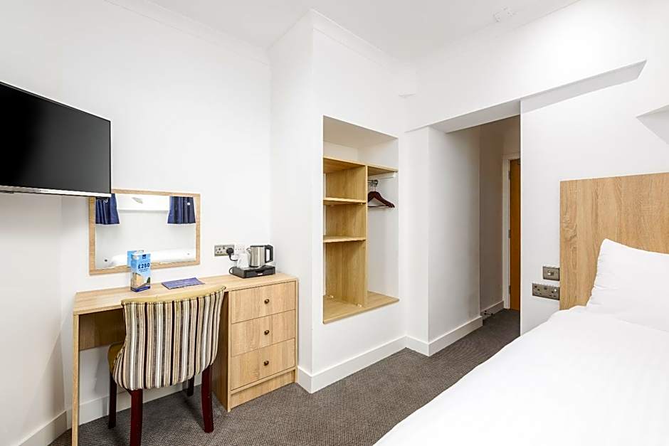 The Sandringham Hotel
