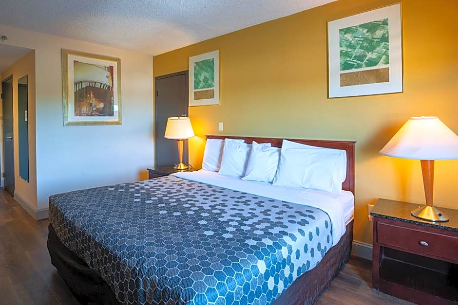 Dominion Inn and Suites