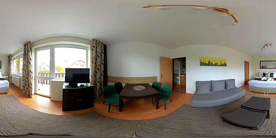 Photo 1 of 17 of 1 Bedroom Apartment