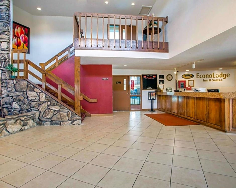 Econo Lodge Inn & Suites Stevens Point