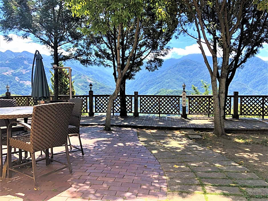 Aurora Villa