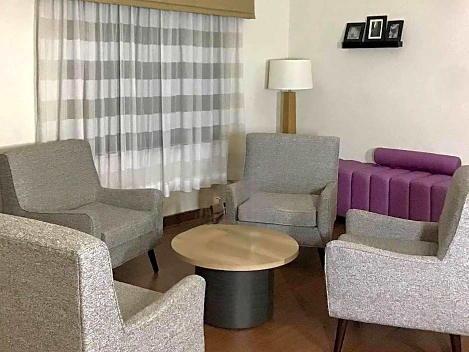 Sleep Inn & Suites Spring Lake - Fayetteville near Fort Bragg