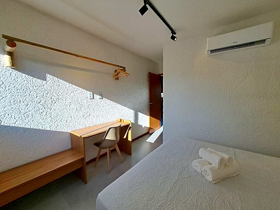 Gamboa Patacho just 190 m from Praia do Patacho, on the Rota dos Milagres.