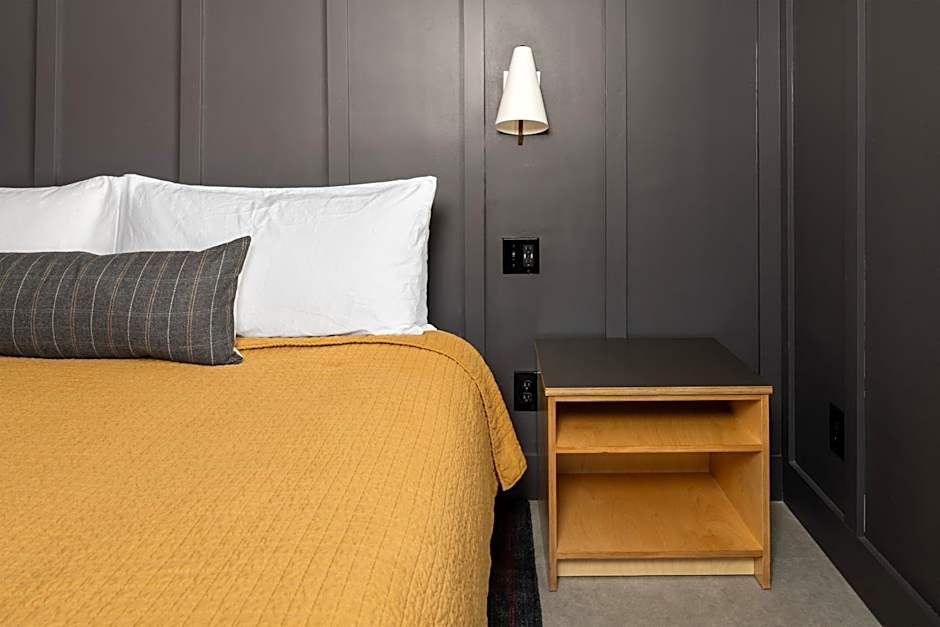 The Coachman Hotel