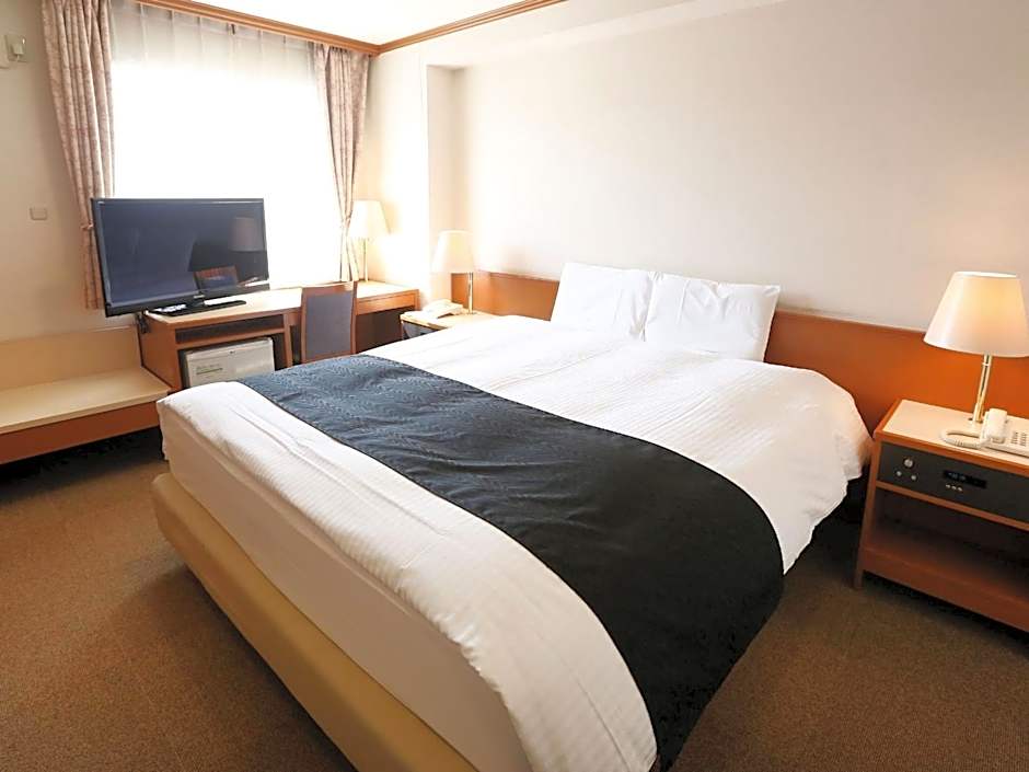 Photo 1 of 12 of Double Room - Non-Smoking