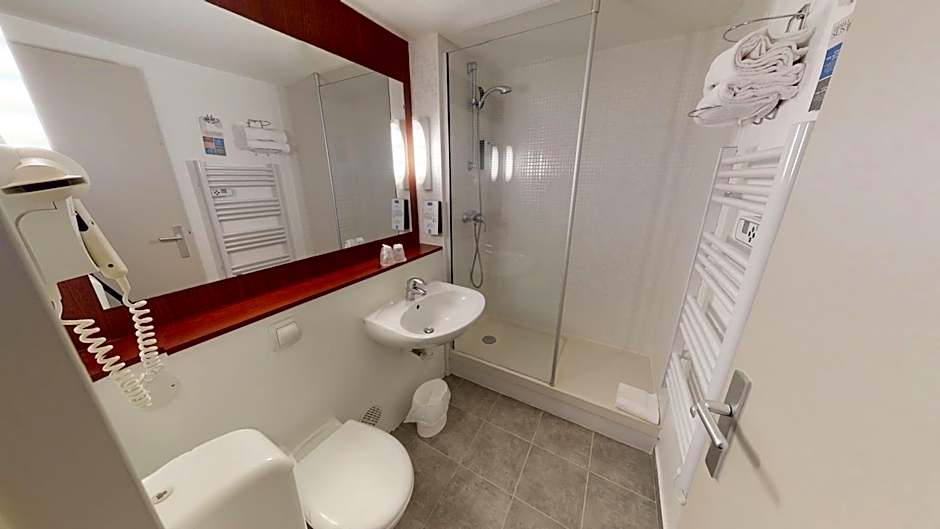 Hotel Campanile Chantilly Sud - Luzarches