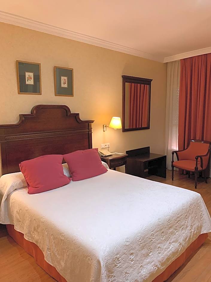 Hotel Santo Domingo Lucena