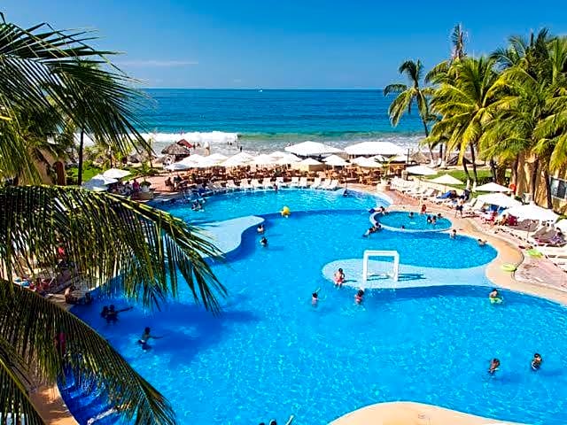 VILLA PARA 5P 4A 1M dentro del Hotel a un lado del Krystal IXTAPA Con Playa WiFi