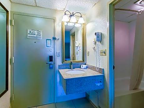 Quality Inn & Suites Conference Center
