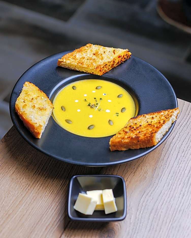 PrideInn Westlands Luxury Boutique Hotel