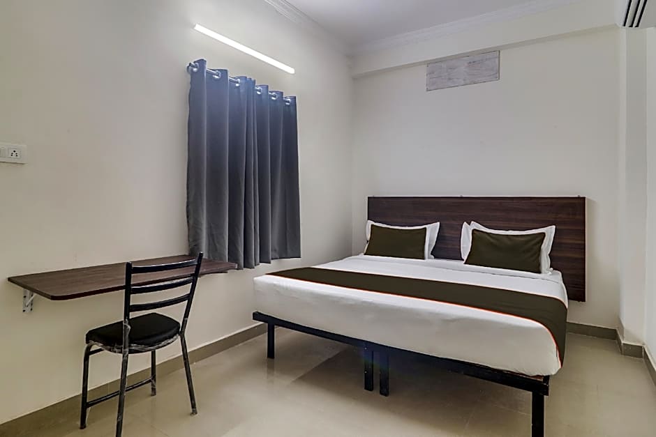 Collection O Hotel SBR Kondapur Near RTO office
