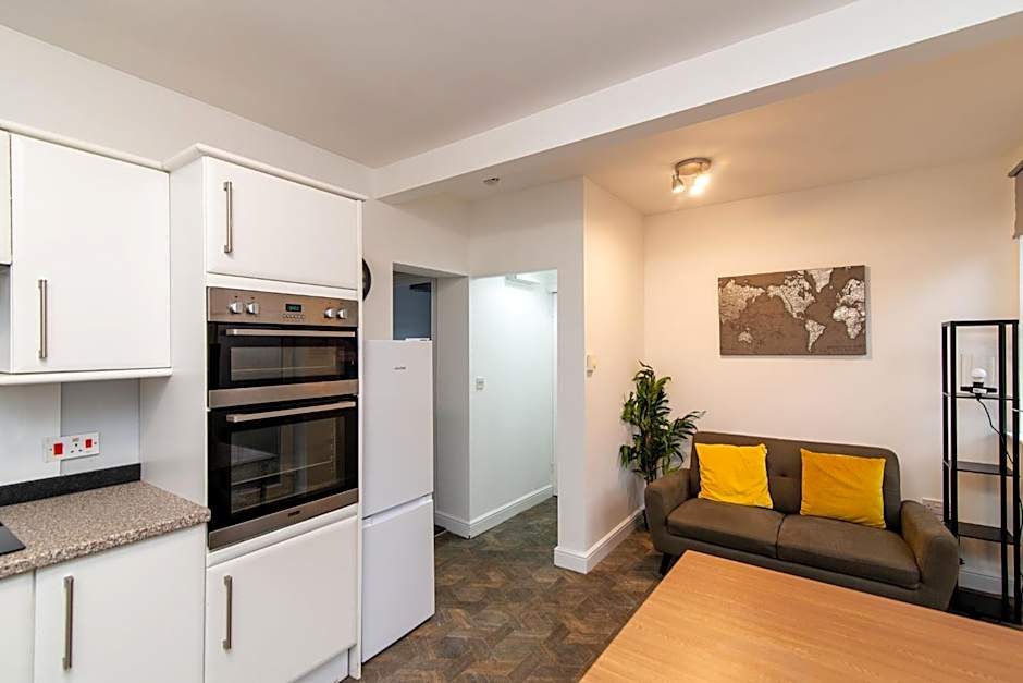 The Linden Leaf Rooms with free car parking