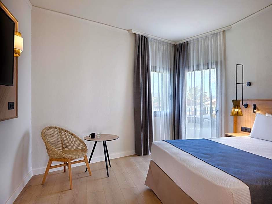 Atlantica Ocean Beach Resort